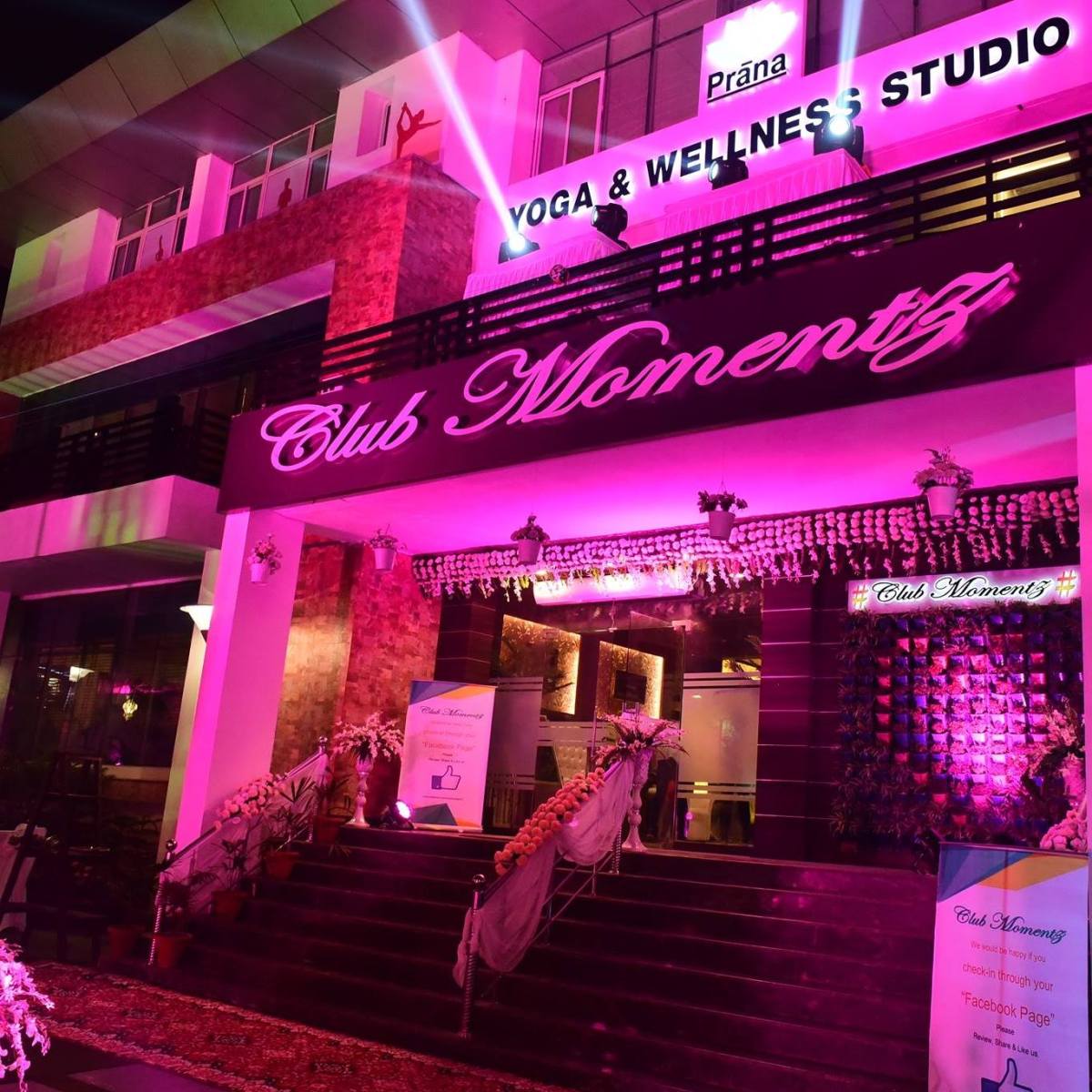 An evening at Club&nbsp;Momentz