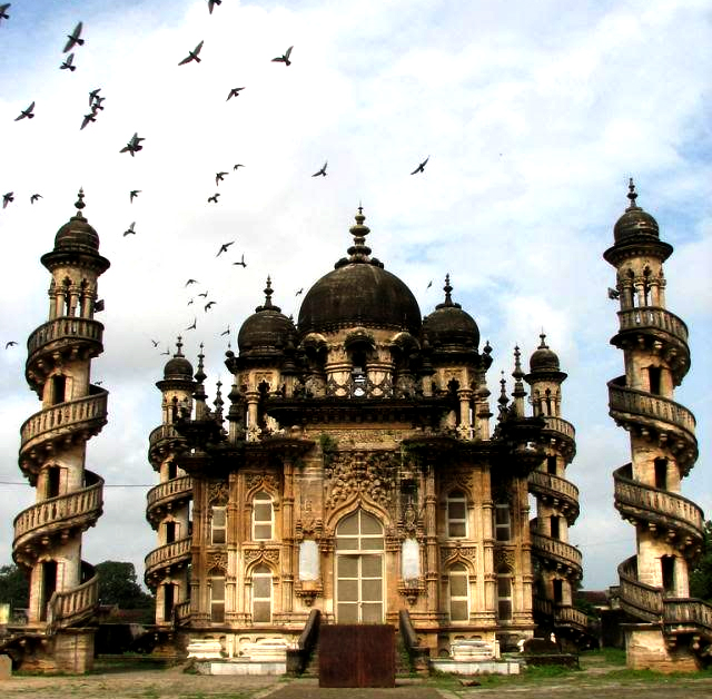 Bara Imambara.jpg